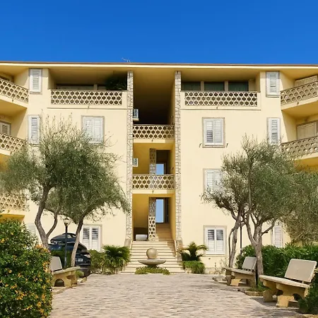 Punta D'angelo - A 150 Mt Dalla Apartment *